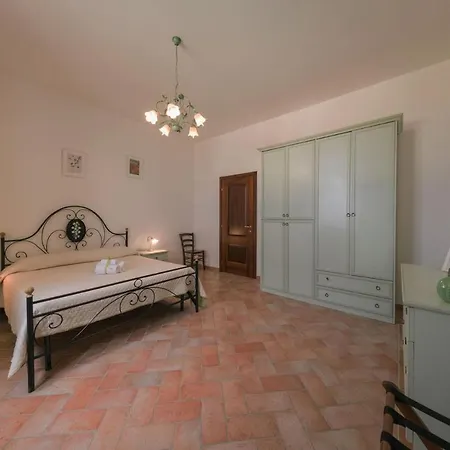 Villa 24